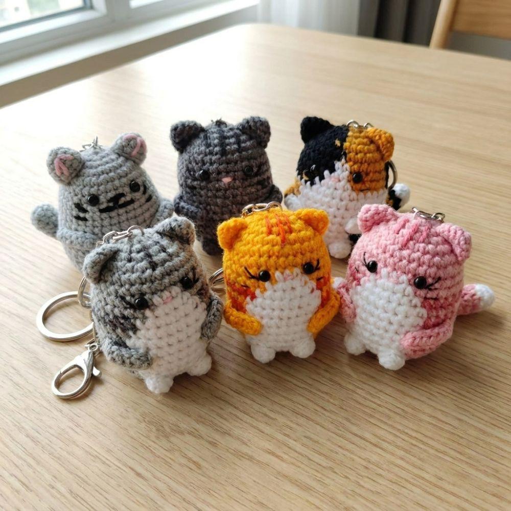 Handwoven Hand Cat Keychain Handmade Yarn Kitty Bag Charm Cartoon Cat Doll Pendant for Women Girls