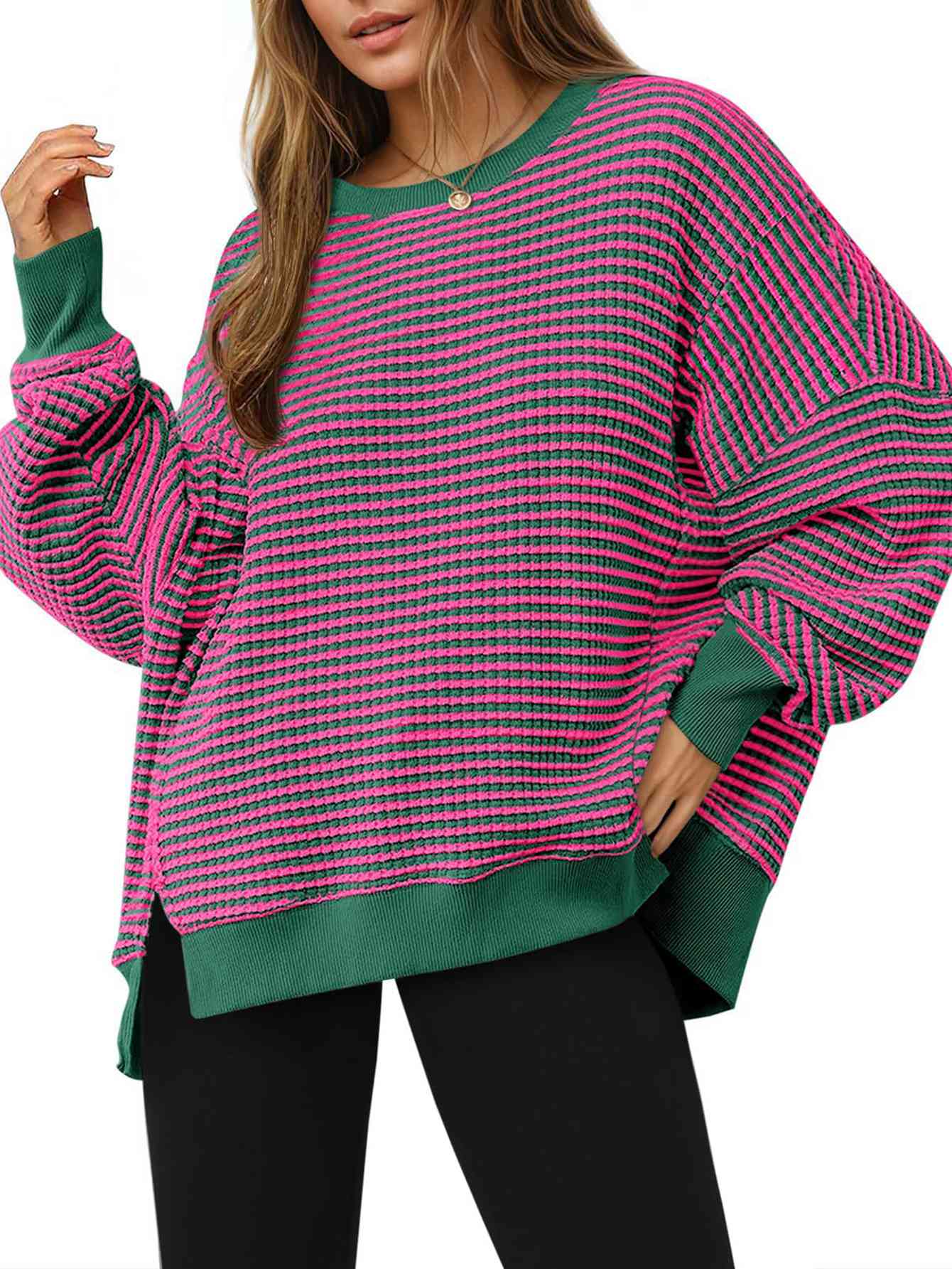 Женский вафельный трикотажный пуловер с длинным рукавом круглым вырезом и разрезами M 2070₽