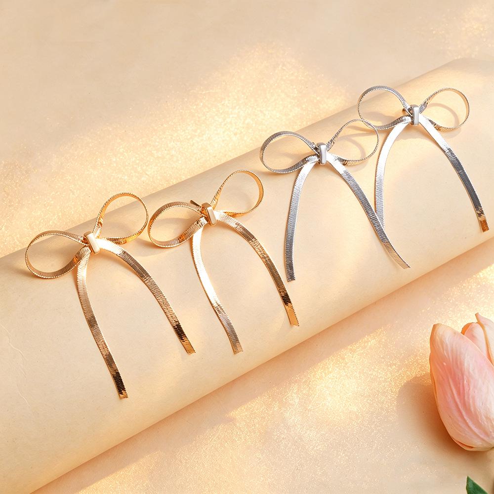 High-End Metal Snake Bone Tassel Earrings