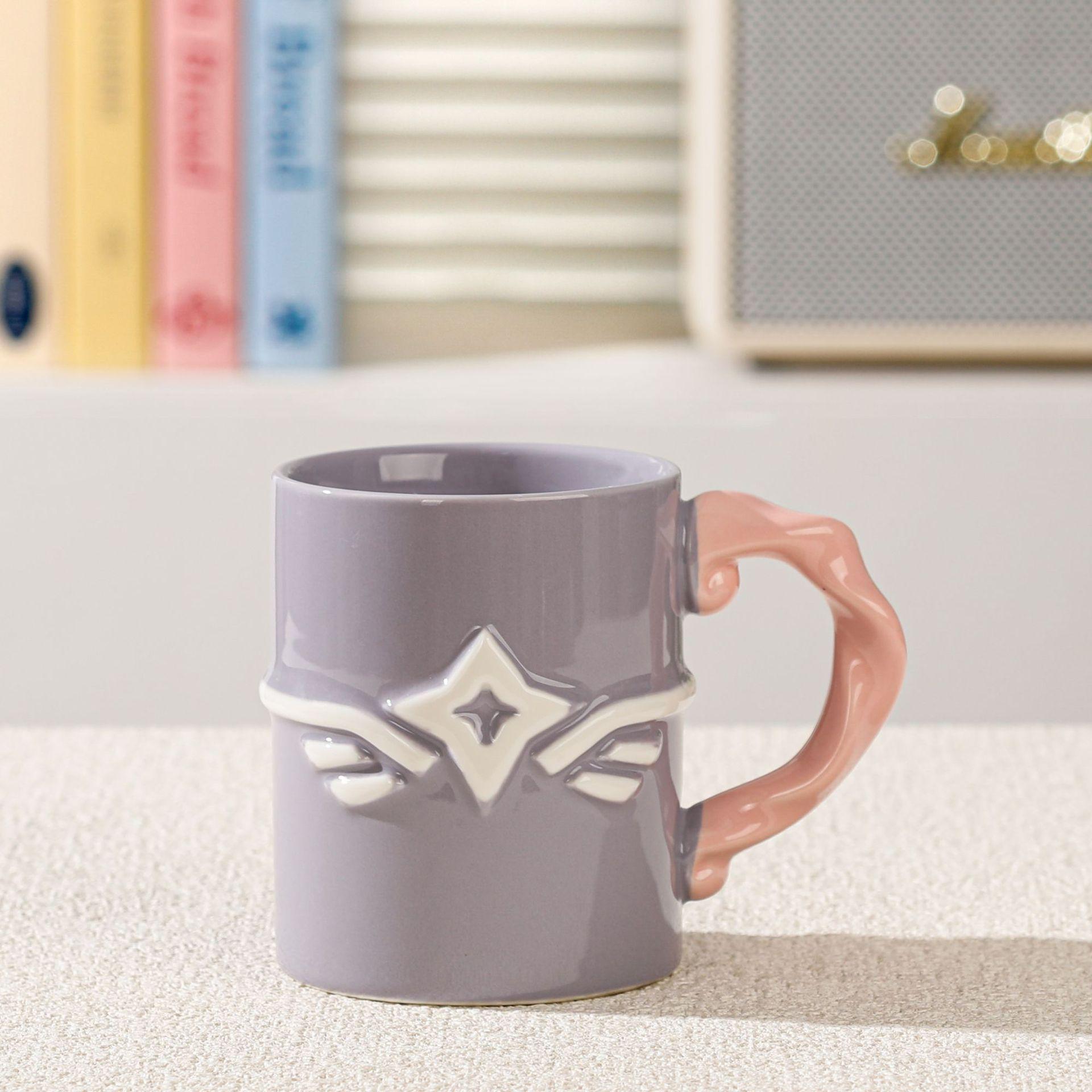 The shopkeeper recommends large-capacity mugs, creative star pattern household ceramic cups, simple and beautiful office coffee cups. 480ML