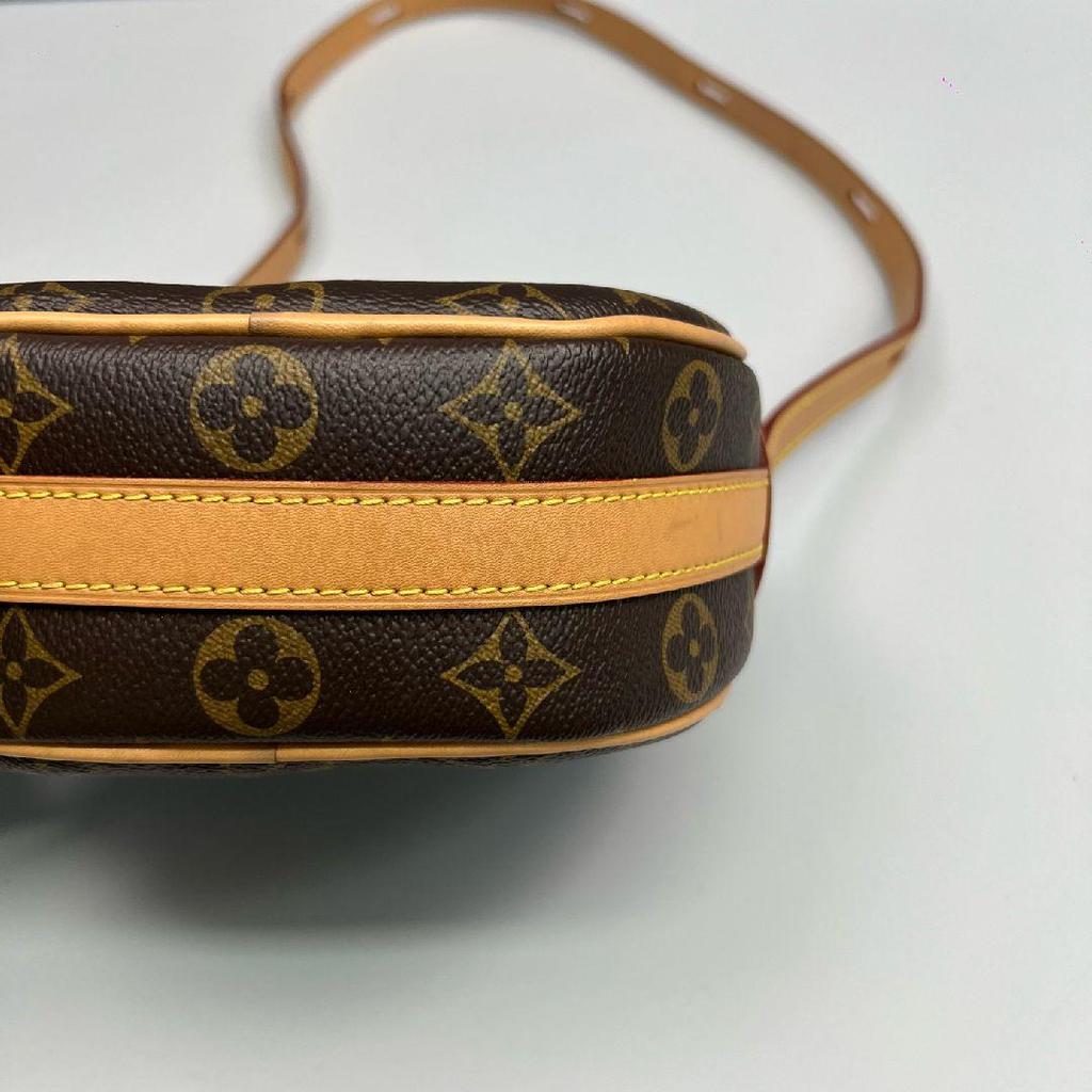 [Pre-Owned] Boite Chapeau Souple PM Classic Monogram Canvas Leather Shoulder Bag Small - Very Good #KDY97Y