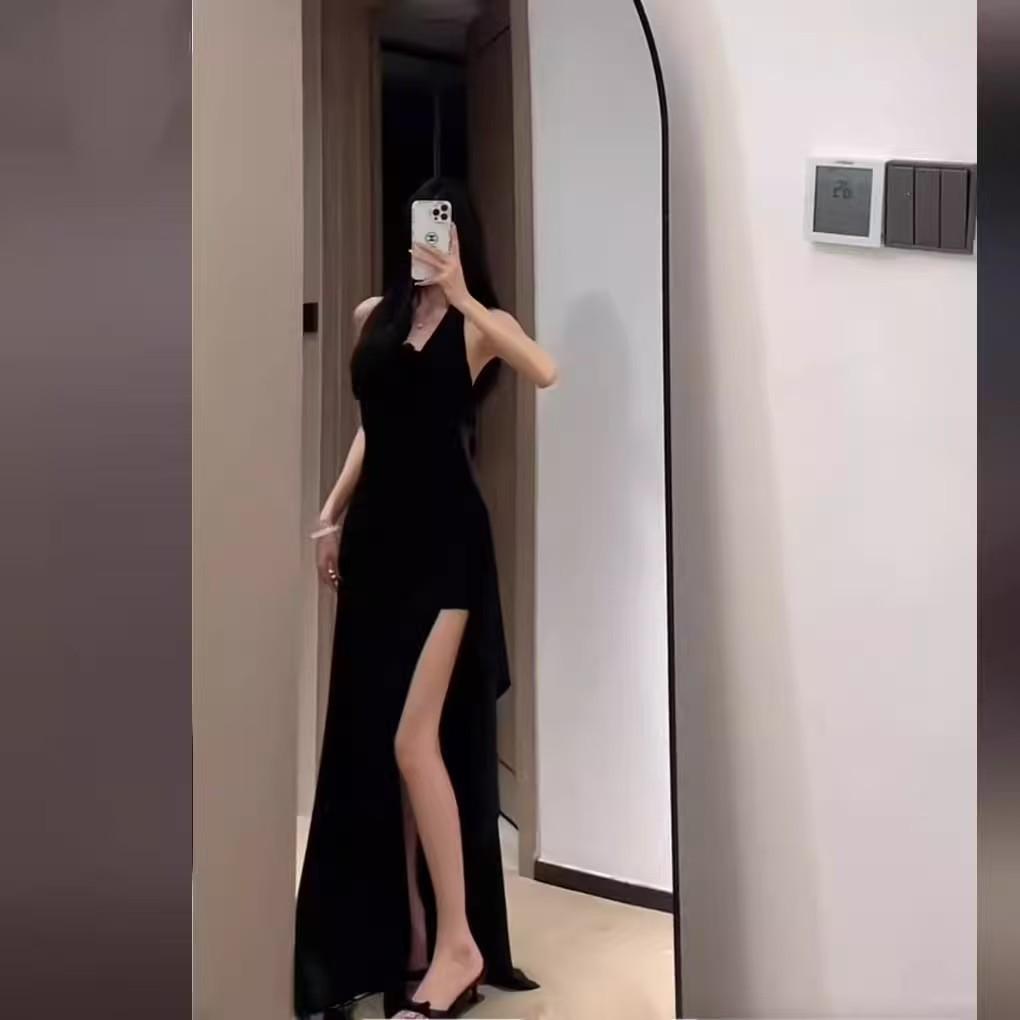GilAt Red Neck V-neck Dress Women's Beautiful High-end Dress Sexy Split-end Slim Dress