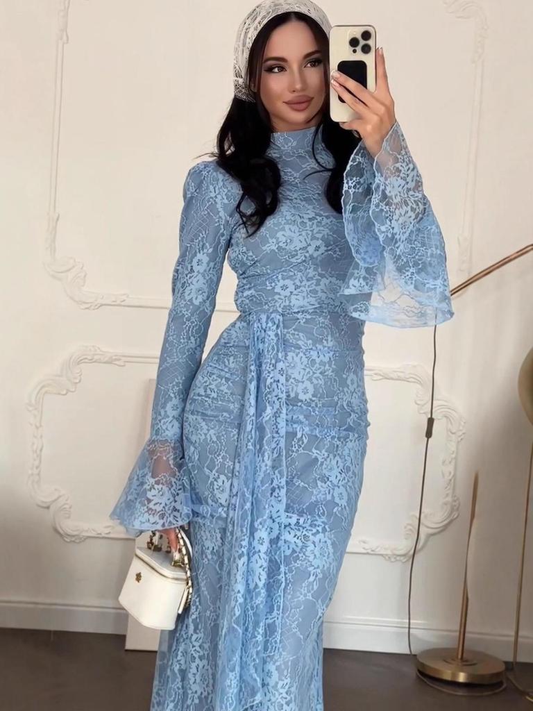 Autumn 2025 Blue Lace Waist-Cinching Long-Sleeved Women's Dress