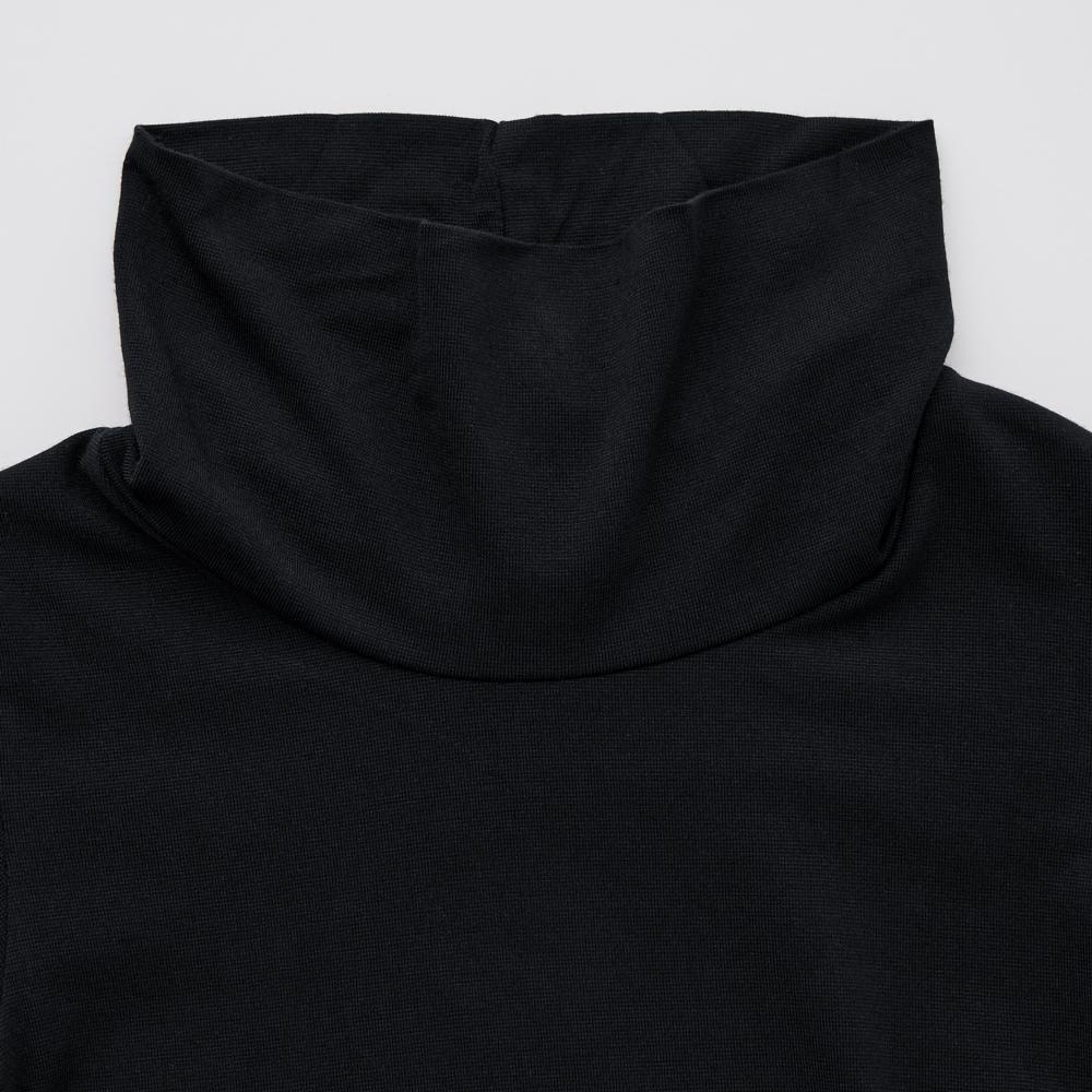 Uniqlo BT Heat Tech Turtleneck  Long Sleeve