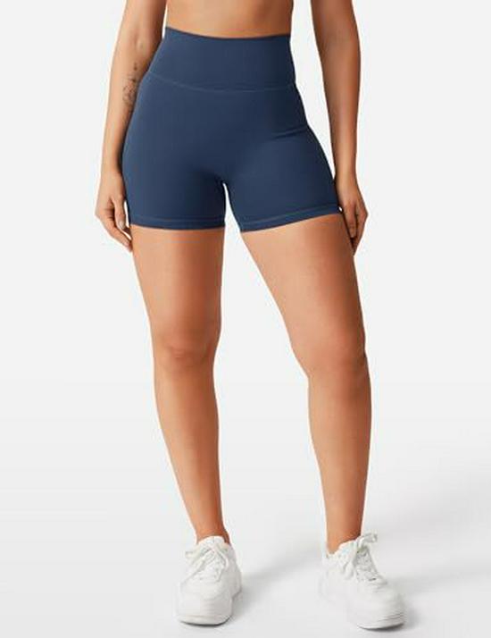 Hohe Taille Po-Hebende Schnelltrocknende Yoga-Shorts