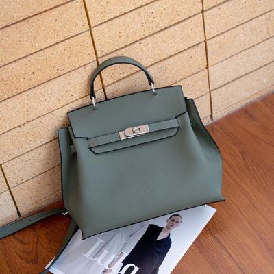 Cowhide Shoulder Women's Bag, Large-capacity Messenger, Women's, Stylish and Simple Shopping Bag, Covered Bag.