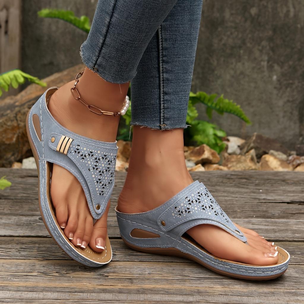 Elegant Women's Slide Sandals Comfortable Mid-Heel Round Toe Design, Easy Slip-On Casual Shoes