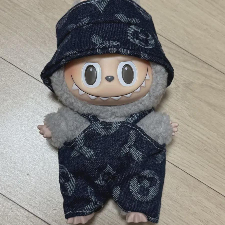 

Одежда Лабубу