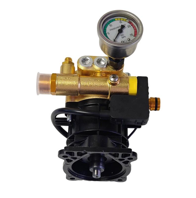 Pompă cu piston de înaltă presiune cu acționare directă pentru curățarea mașinilor, aparatelor de aer condiționat și mașinilor