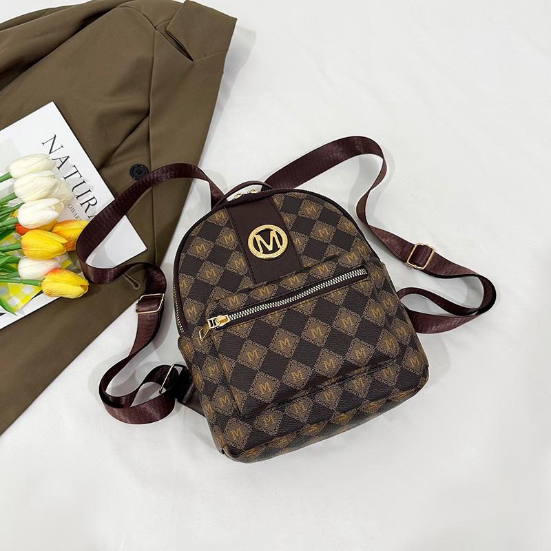 Premium Travel Backpack Women's New Alphabet Bag Fashion Going Out Large Capacity Women's Mommy Backpack