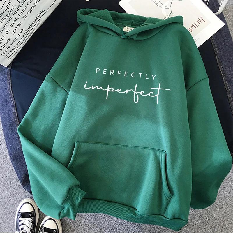 Graphic Print Long Sleeve Kangaroo Pocket Hoodies Women's Casual Y2k Sweatshirts with "Perfectly Imperfect" Lettering Clothes
