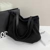 New armpit bag casual lazy wind large capacity tote bag women's retro handbag commuter versatile shoulder bag