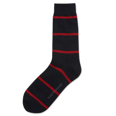Chaussettes rayées attrayantes