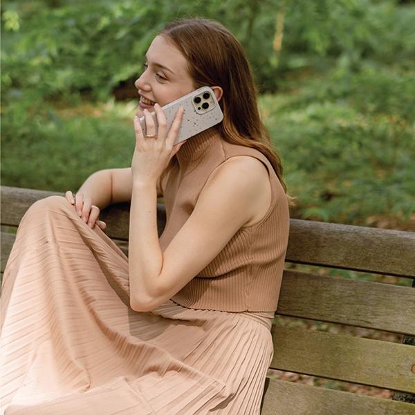 Etui do iPhone 14 UNIQ Coehl Terrazzo różowe Coral Pink