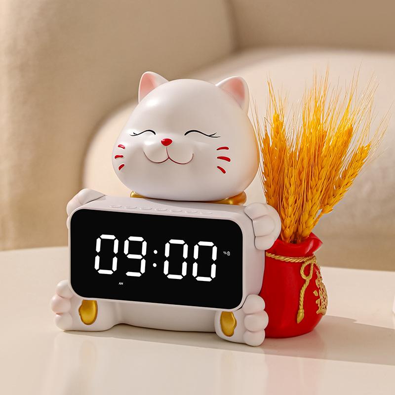 

New Cute Electronic Clock Digital Cartoon Cat Mute Table Clock Ornament Desktop Student Wake Up Special Alarm Clock