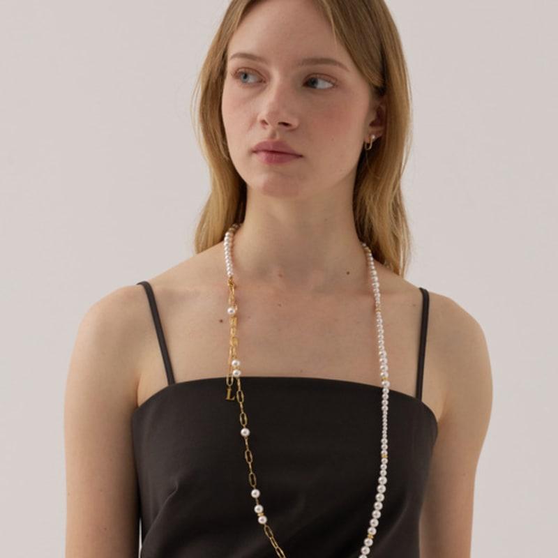 THE Lumi-EL PEARL LONG NECKLACE