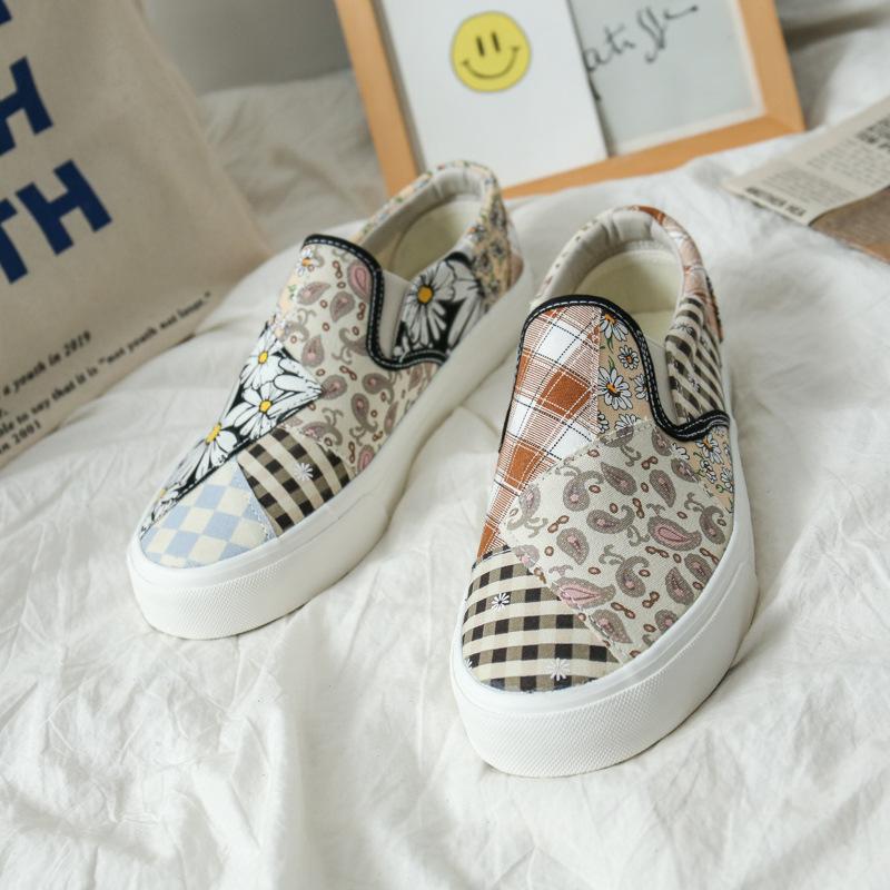 Jarní nové barevné patchworkové kešu květinové párové plátěné boty pánské korejské verze trendové boty přes palubu s jedním pedálem