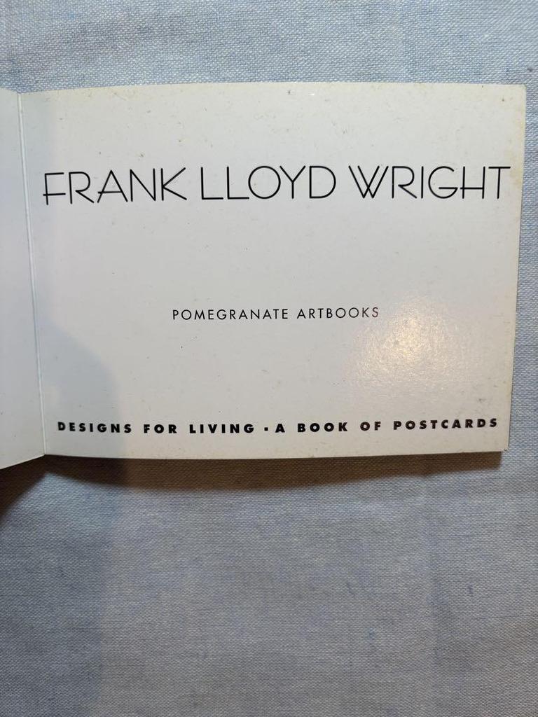 [USED] Frank Lloyd Wright Postcard Book FRANK LLOYD WRIGHT