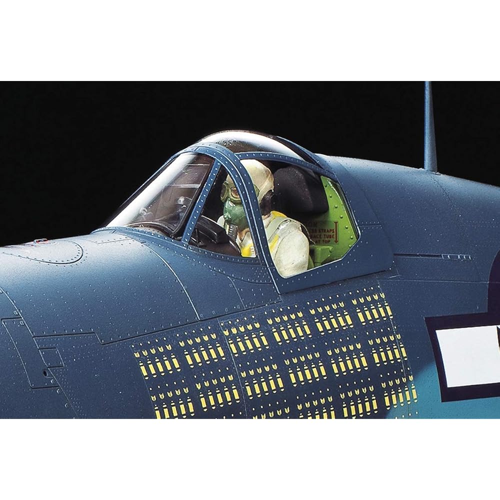 Tamiya 1/32 Aircraft Series No.25 American Navy Boat F4U-1A Corsair Model 60325