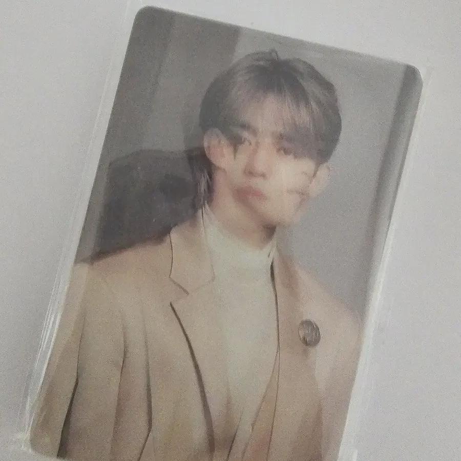 

Seventeen Right Here Goyang Con Goods Lenticular