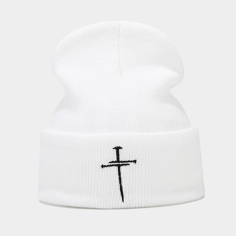 Autumn and winter new trendy brand literary and retro cross embroidery knitted hat European and American men's and women's niche stacking hat wool hat