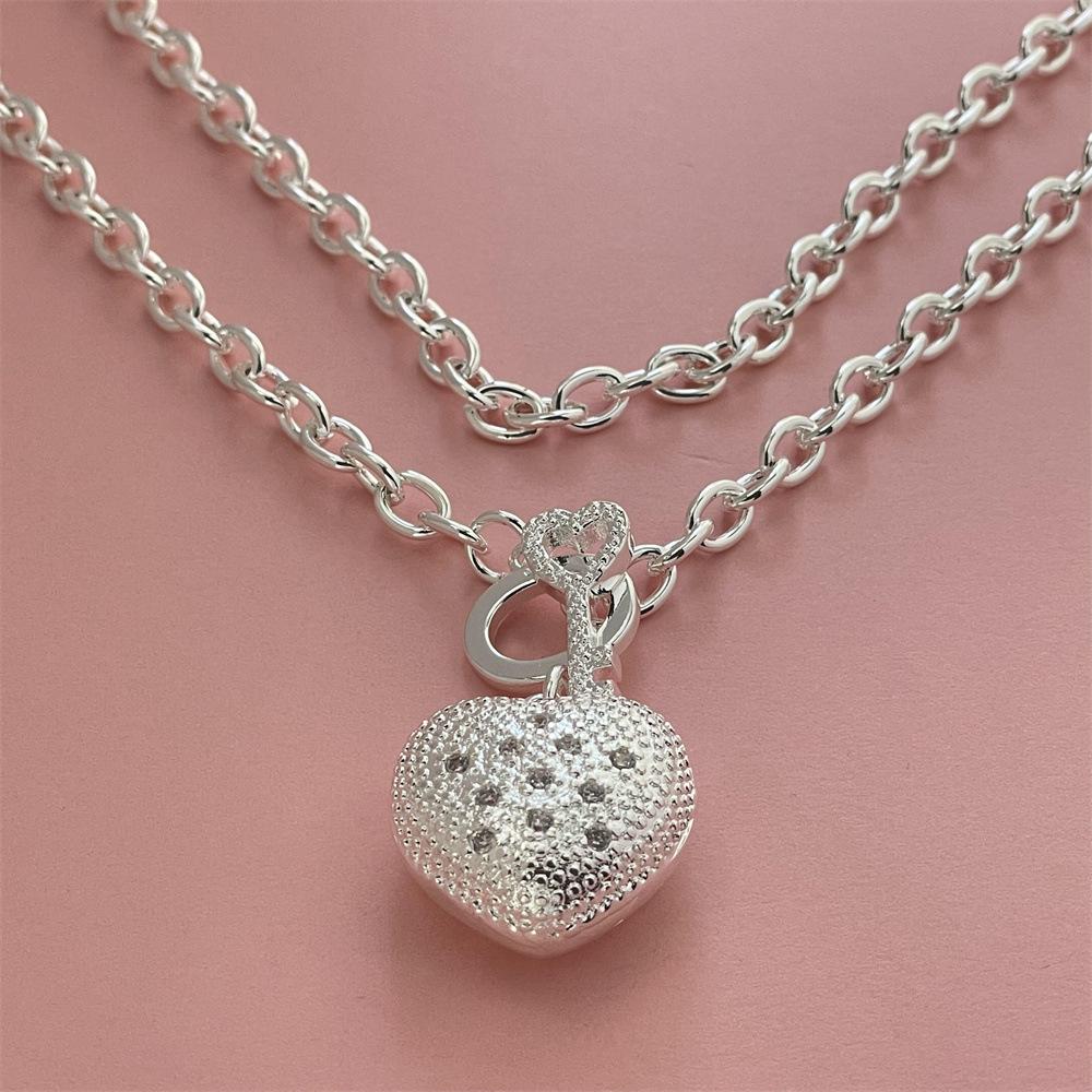 Silver Color Heart-shaped Pendant Necklace Fashionable Wedding Jewelry