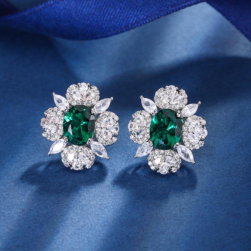 

Ювелирные изделия Медное дно Позолоченное Имитация Бабушкин Зеленый Ретро Костюм Героиня Камень 10 * 14-8 * 10