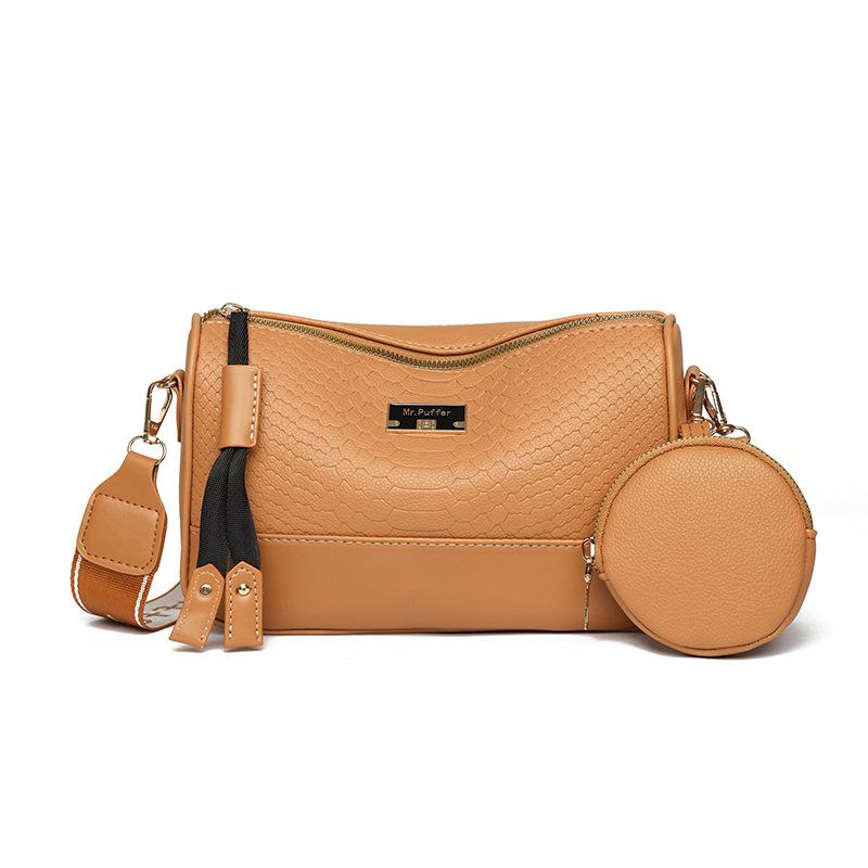 

Сумка для подмышки для матери и ребенка, комплект из двух предметов, осень-зима 2025 года, новая женская сумка в стиле ретро со змеиным узором и диагональю