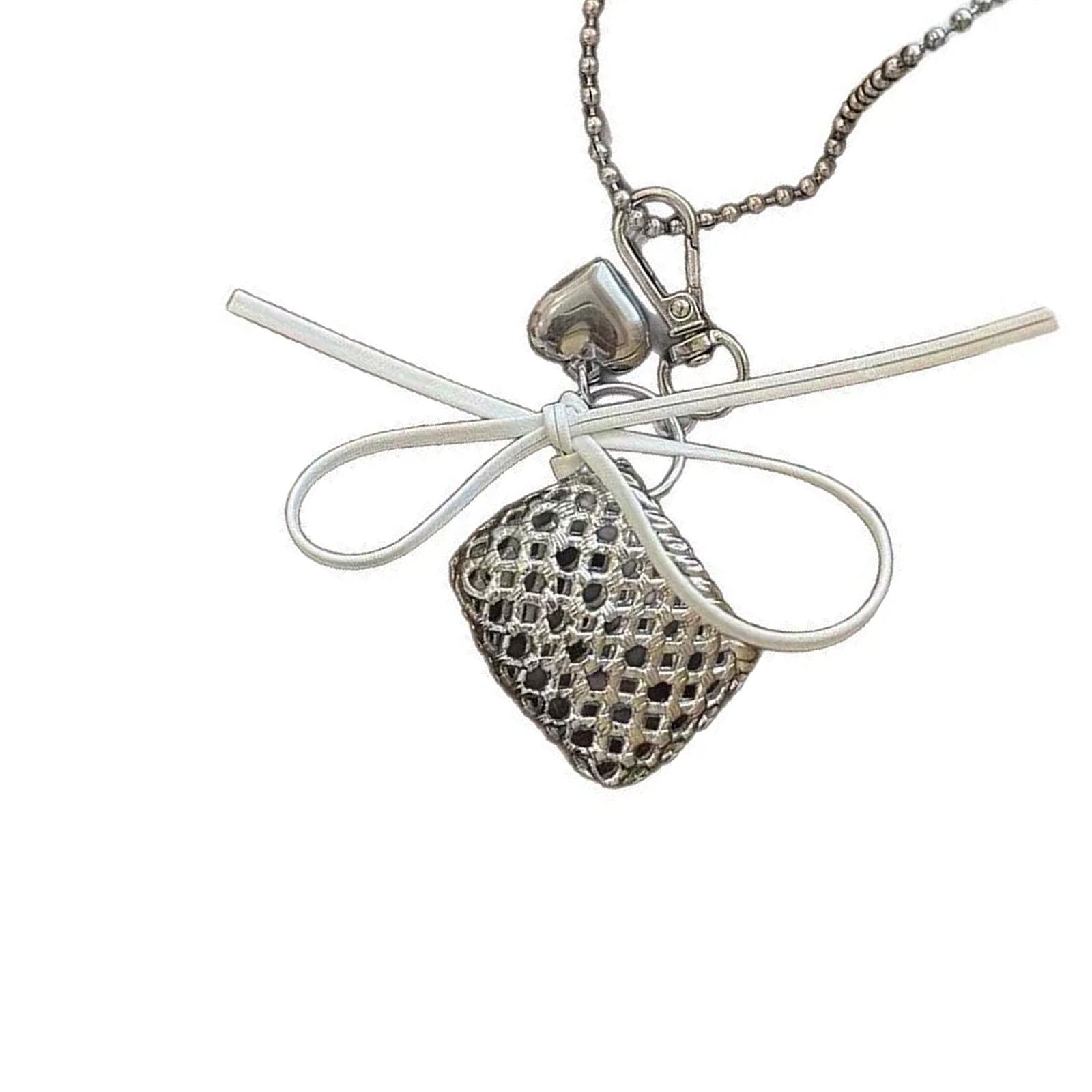 

Elegant Woven Necklace Fashion Small Bag Pendant Necklace Neck Jewelry Suitable for Youthful Couple or Close Friend