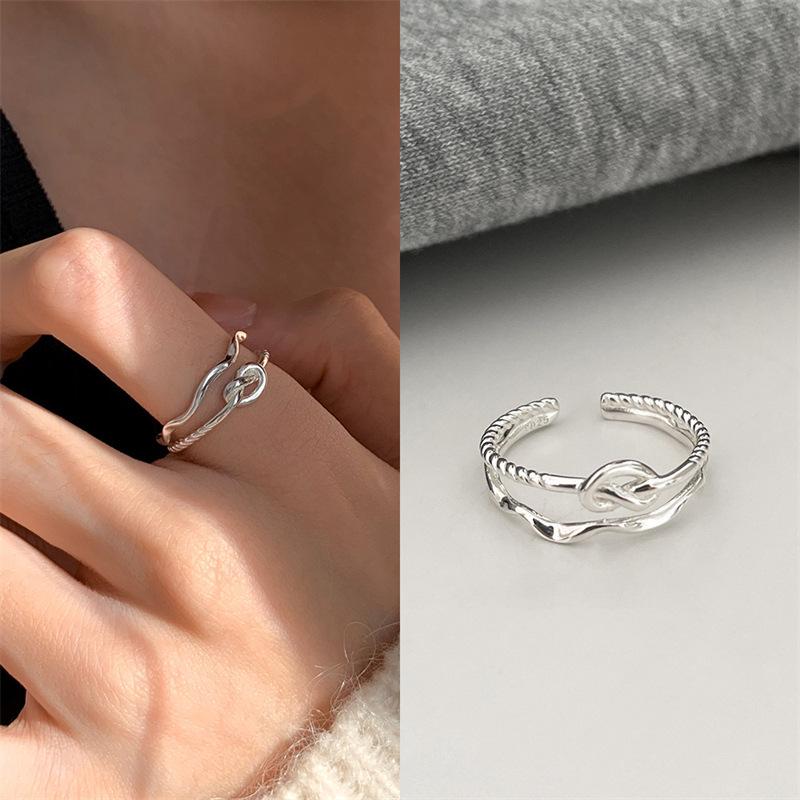 Xiaohongshu S925 Sterling Silver Women's Luxury Ring - Niche Design, Non-Fade Index Finger Fashion.