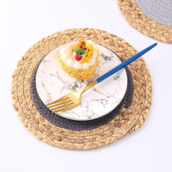 Handwoven Coaster Heat-Resistant Round Placemats Natural Non-Slip Coaster Eco-Friendly Table Decor for Home Kitchen Dining