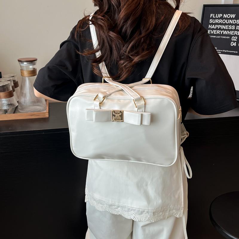 

Large-capacity briefcase, fashionable and simple niche design shoulder bag 2025 summer personalized underarm crossbody backpack bag 31*11*21