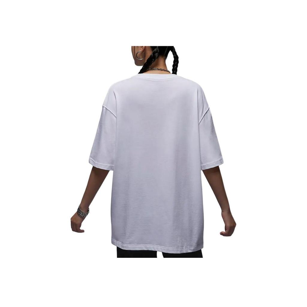 Jordan Essentials Miękka Wygodna Luźny Krój T-Shirt z Krótkim Rękawem i Okrągłym Dekoltem Damskie topy Biały HM4373100