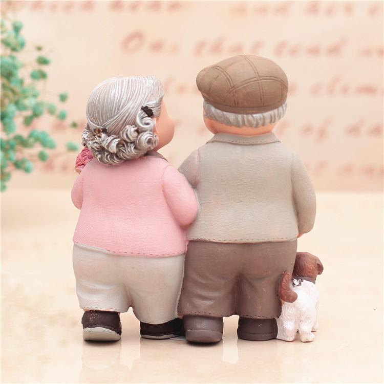 Hand in Hand Opa & Oma Nachtlicht Figur: Romantisches Jubiläums- oder Geburtstagsgeschenk