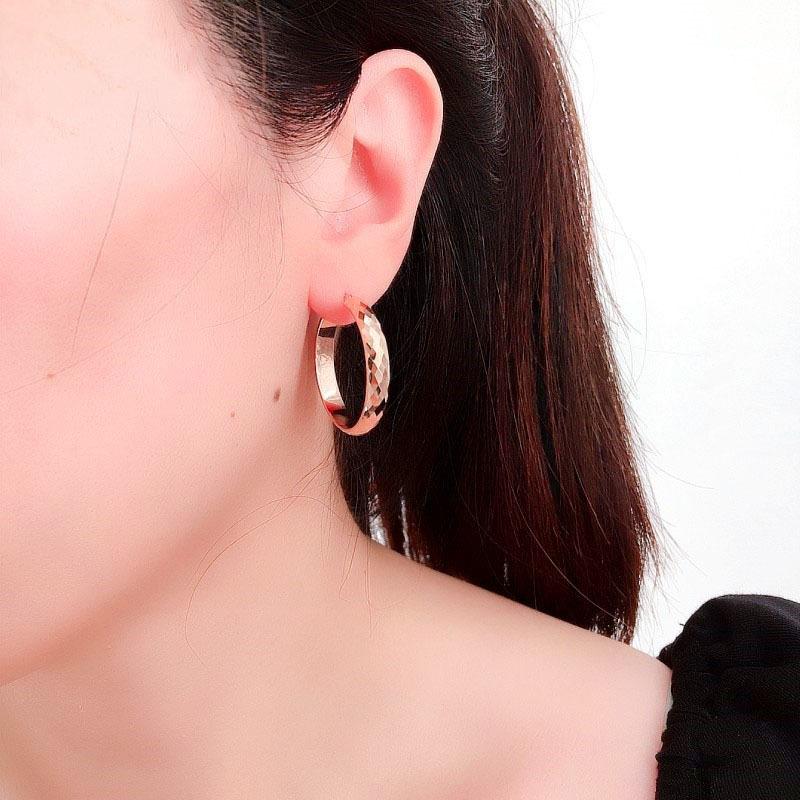 Exquisite Russian 585 Purple Gold Prismatic Smooth Car Flower Laser Earrings Rose Gold Plated Shiny Circle Earrings