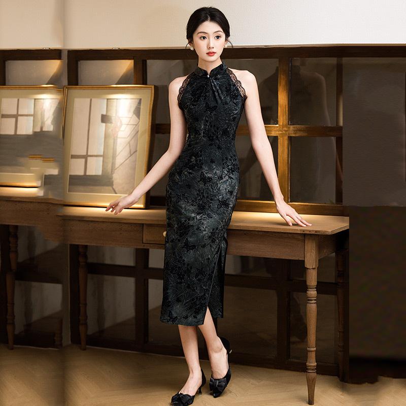 Black sleeveless neck-hanging national style new Chinese cheongsam improved young women's high-end retro slim waist dress