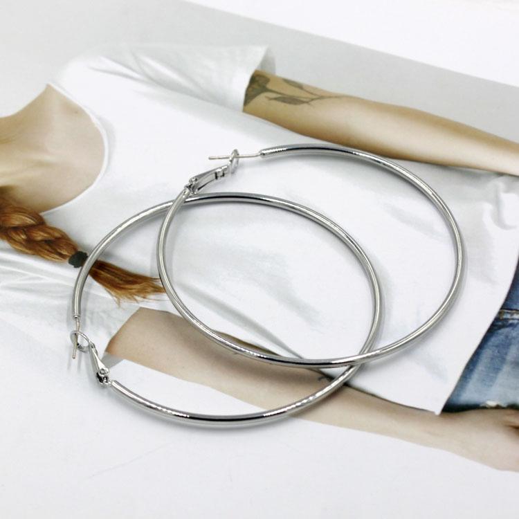 Fransız Metal Halka Küpeler - 2023 Yeni Stil, Benzersiz Mizaç, Bayanlar İçin Sade Tasarım