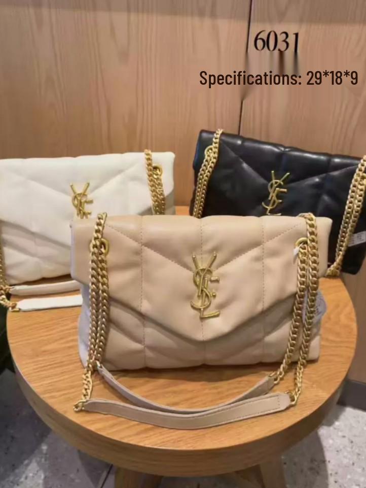 

Сумка-кроссбоди из овчины в европейском и американском стиле Облако с цепочкой чёрный