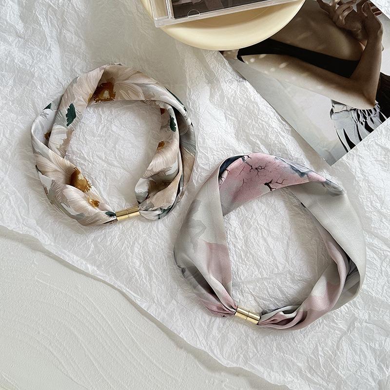 Silk scarf high-end new headscarf headband simple versatile neck protection decorative scarf magnetic buckle silk scarf