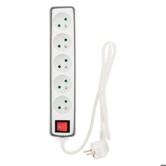 Multiprise - Zenitech - 5 Prises - 16A - 2P+T - Interrupteur Avec Housse En Silicone Sivá-image