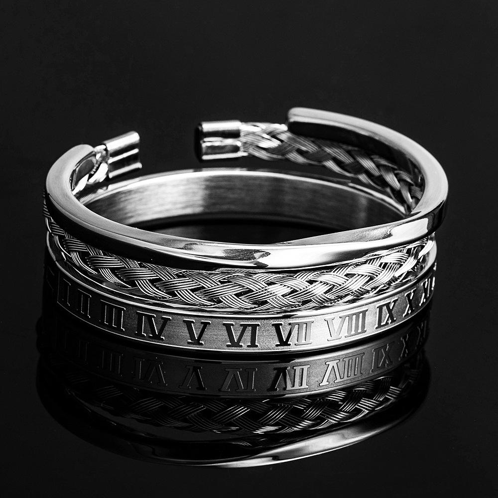 

2026 Ubimos Shape Irregular Bracelet Roman Numeral Stretch Twist Set 19CM