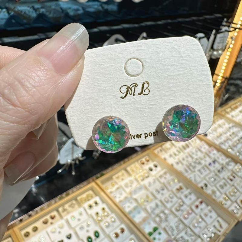 Unique Contracted Exaggerated Earrings Seven Color Restoring Ancient Ways Is Dazzle Colour Earrings Delicate Earrings