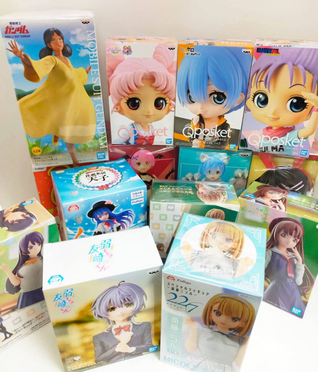 

Bishoujo prize figures 14 pieces sold in bulk Sailor Moon Re:Zero etc.