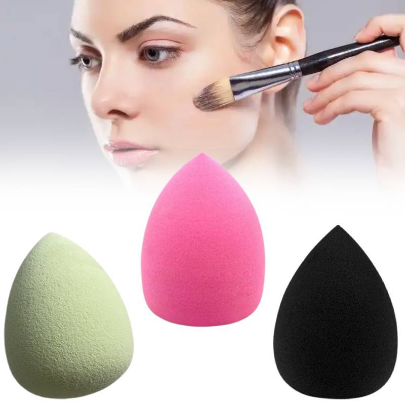 Makeup Puff Blender With Waterabsorbent Material For Blending Foundation And Powder