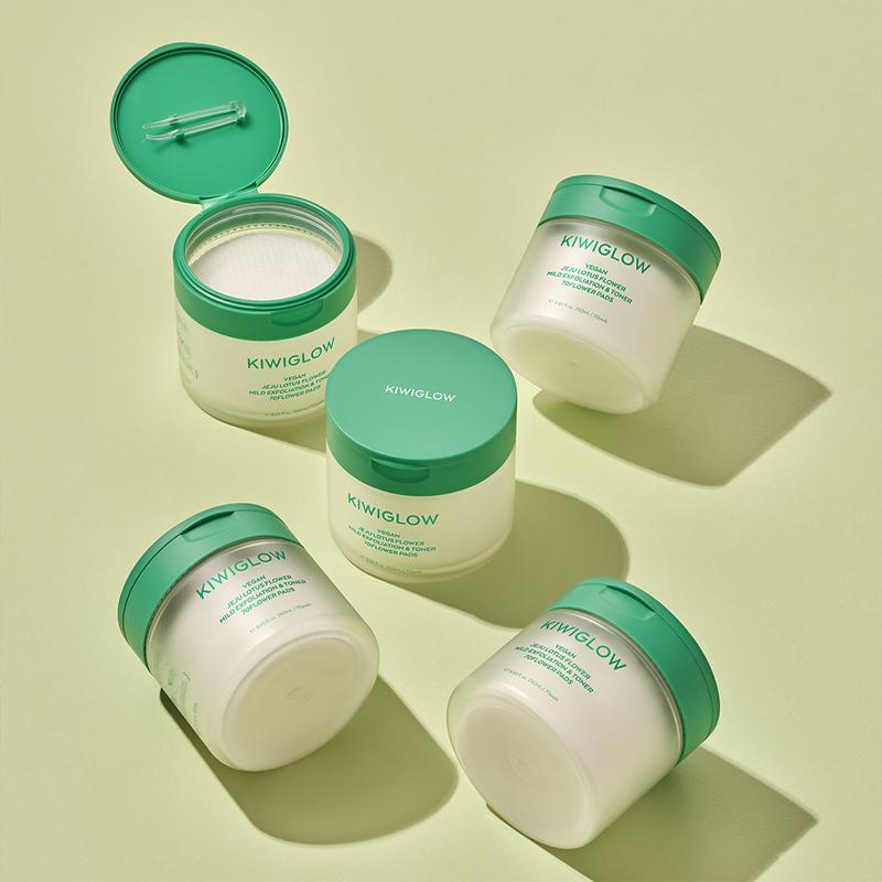 KIWIGLOW Veganische Jeju Lotusblüten Milde Exfoliation & Toner 70 Blütenpads 250ml 70 Stück