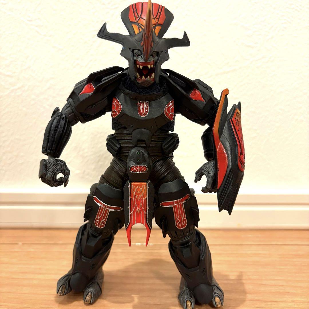

[USED] Halo 3 Brute Chieftain Figure