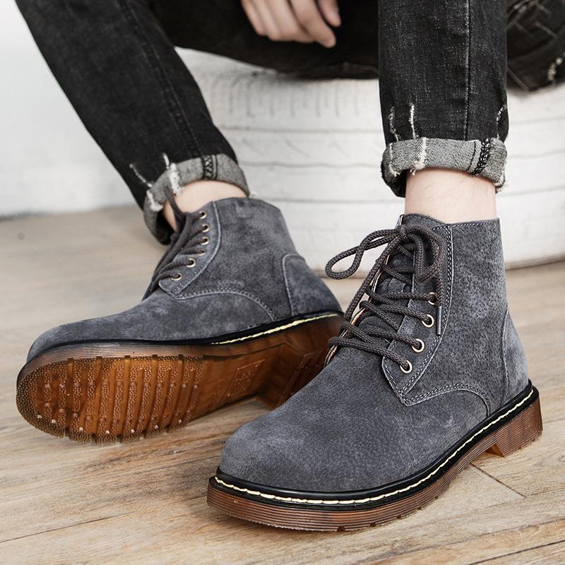Large Size Men's British Retro Fashion Warm Leather Boots Teen High Top Lace-Up Outdoor Casual Martin Boots