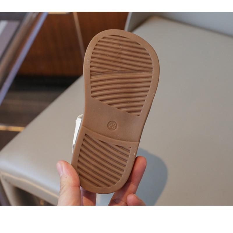 Sandali estivi nuovi per bambine, sandali principessa traforati carini per neonate, scarpe a punta chiusa con suola morbida per bambini piccoli e medi