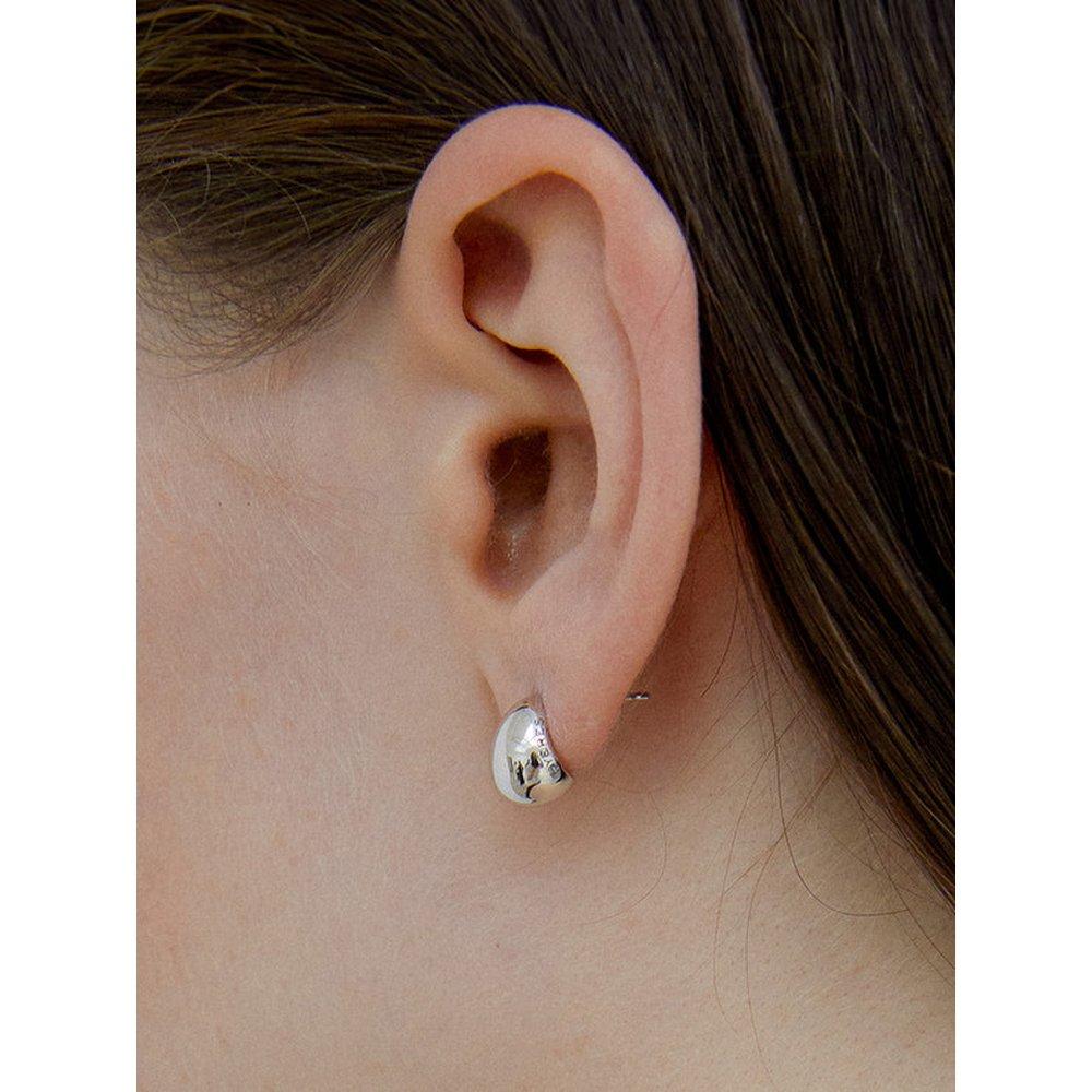 [Byyer] Champagne Full Moon Silver (Y) Volume Earrings (Choose 1 of 2)