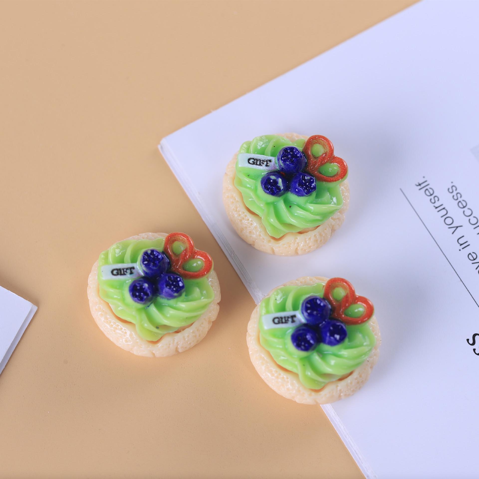 

Мини-набор для игр с едой «Сделай сам»: Аксессуары из крема и смолы для брелоков и подвесок Approx. 1.5cm x 2.0cm